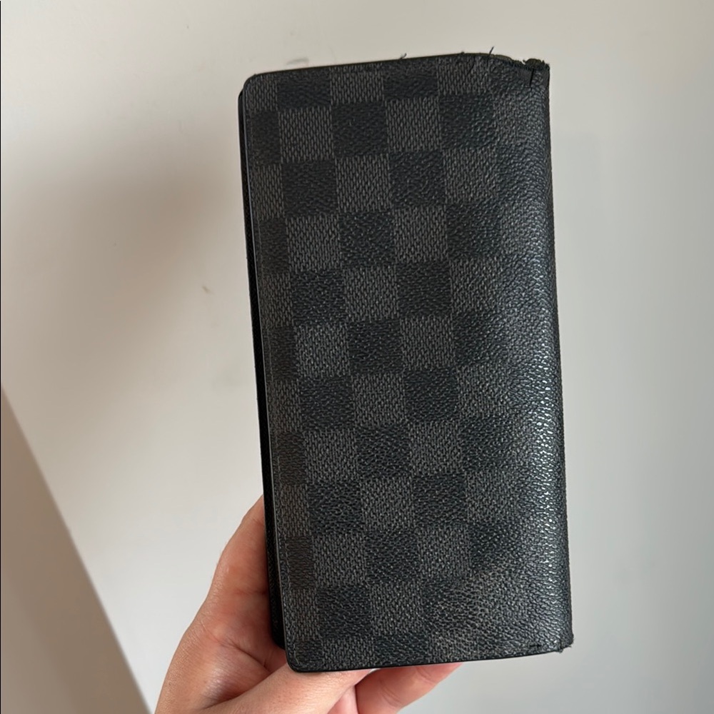 Louis Vuitton Black Damier Wallet - Picture 2 of 5